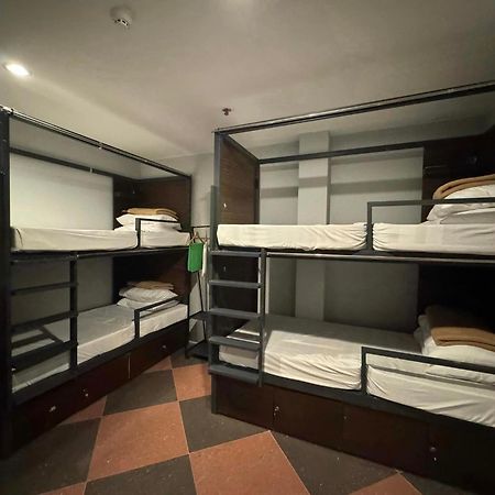 Cerca Hotel Balabag  Buitenkant foto