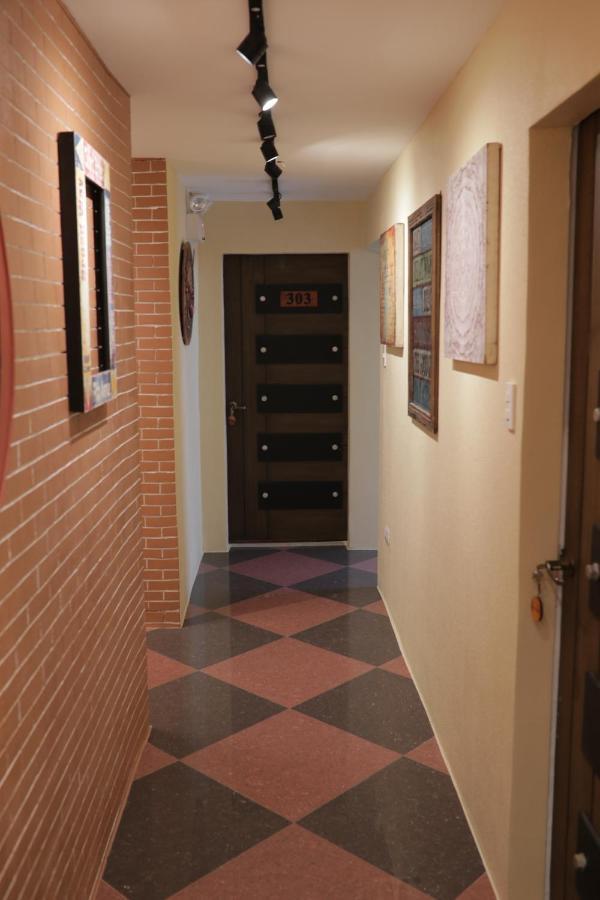 Cerca Hotel Balabag  Buitenkant foto